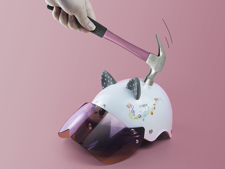 女電動(dòng)車頭盔四季可愛半盔安全帽現(xiàn)貨