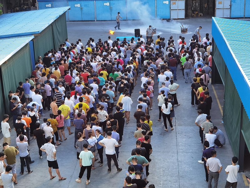 世邦注塑模具廠消防演習(xí)